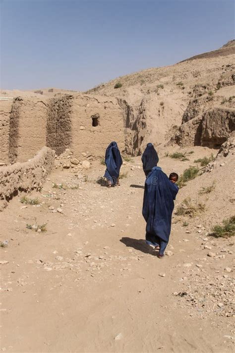 Afghanistan Village Life in the Desert Editorial Stock Photo - Image of ...