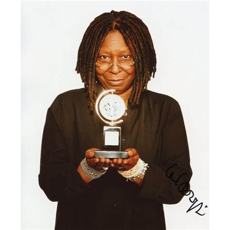 Signed Autograph GOLDBERG Whoopi - All-Autographes.com