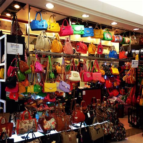 notjustnat creative blog: Shopping in Bangkok