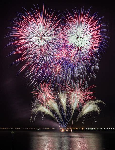 Southend on Sea, Essex, Seafront Fireworks Display | Flickr