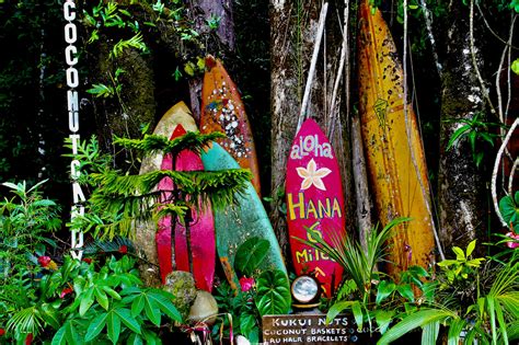 4 Great Ways to Respect and Immerse Yourself in Hawaiian Culture During ...