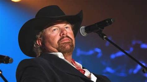 Toby Keith Band Member Joey Floyd Dies | Country Rebel