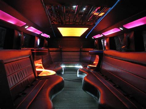 Hummer Limo Rentals Calgary | Best Limo Service | Grads Weddings Proms