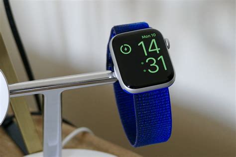 Apple Watch SE 2 review: simple, cheap, and brilliant | Digital Trends