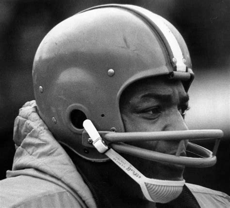 Jim Brown: How He Became An NFL Legend (Complete Story)