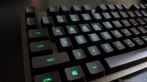 Logitech G513 Review: A great (but expensive) keyboard for the RGB ...