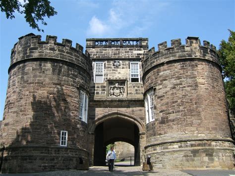 Skipton Castle, Skipton, North Yorkshire 5 - GoVisity.com