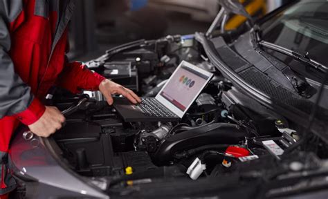 A Beginner's Guide to Using an Automotive Diagnostic Tool | Car And Truck