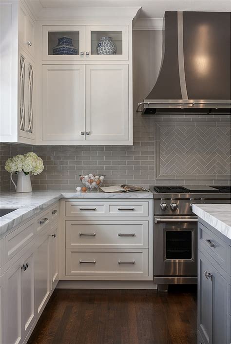 Koby Kepert: Classic White Kitchen with Grey Backsplash