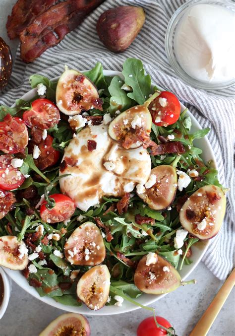 Fig Balsamic Arugula Salad with Bacon and Burrata