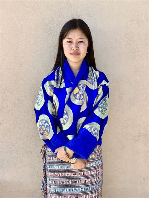 Gho Bhutan Traditional Dress : Just Like That Advantages Of Wearing Gho ...