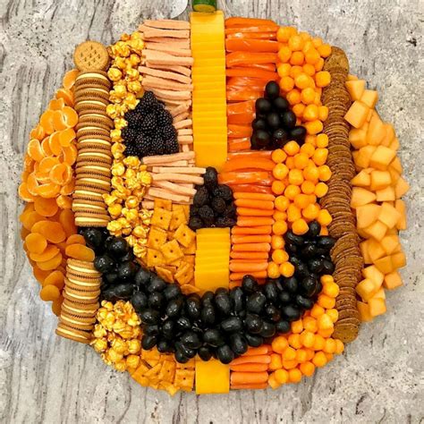 How to create a picture perfect snack-o'-lantern for Halloween - Good Morning America