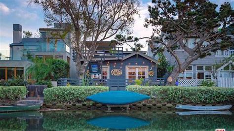 1910 Bungalow on the Venice Canals Asking $2.65 Million - Curbed LA