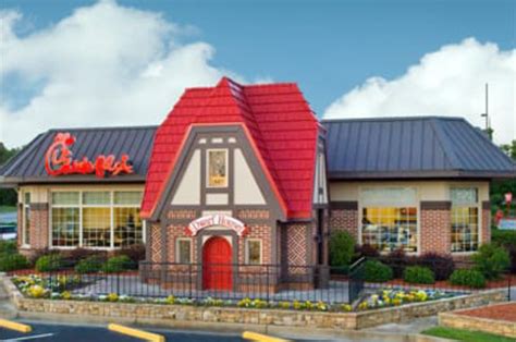 Chick-fil-A Dwarf House (original Chick-fil-A) | Creative Loafing