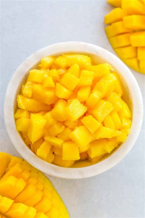 How to Cut a Mango | Jessica Gavin