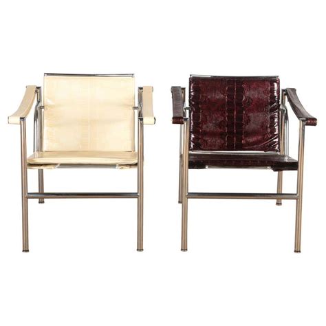 Le Corbusier Furniture: Chairs, Sofas, Tables & More - 105 For Sale at ...