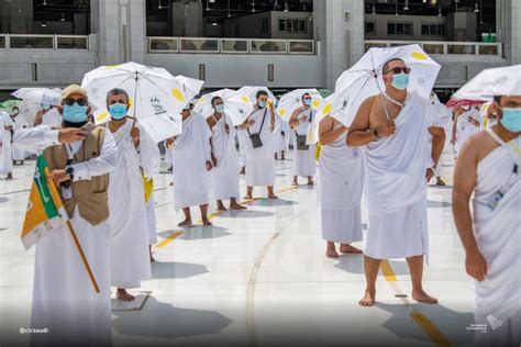 In pics: Hajj 2020 begins, Saudi authorities confirm no Covid-19 cases ...