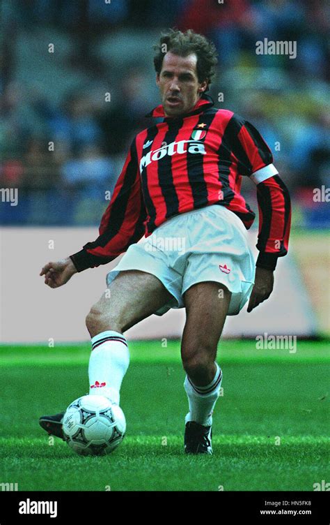 FRANCO BARESI AC MILAN 22 October 1992 Stock Photo - Alamy