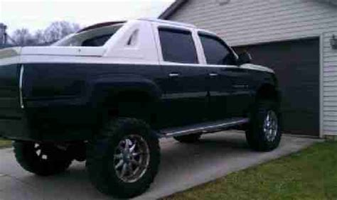 Purchase used 2002 Cadillac Escalade EXT Custom Lifted Truck Fabtech lift kit smooth ride in ...