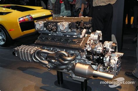 V12 Engine | The Lamborghini Murcielago V12 engine | Engineering ...