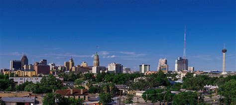 Remember(ing) the Alamo (City) | The Alamo–symbol of freedom or oppression? | [robotSprocket]