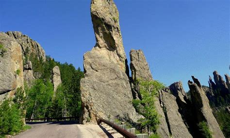 Needles Highway, South Dakota - AllTrips