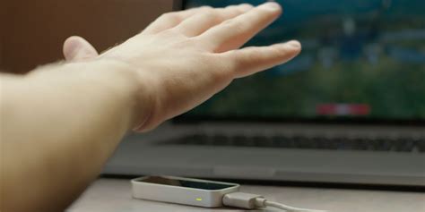 Gesture Recognition: Will it Ever Replace Touch Screens? • GetHow