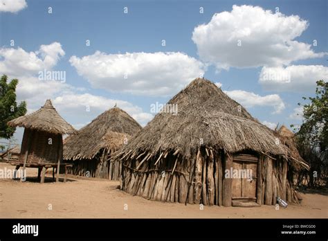 Traditional Karo Tribe Huts In Kolcho Village, Omo Valley, Ethiopia Stock Photo - Alamy