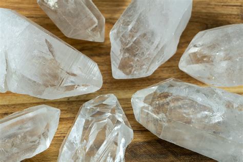 Quartz Meanings and Crystal Properties - The Crystal Council