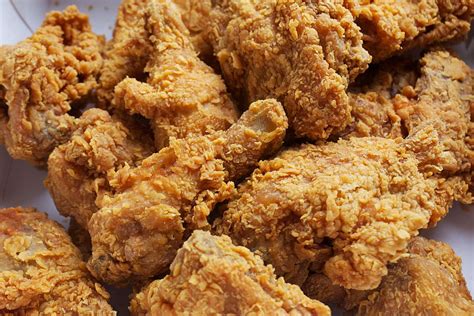 How Popeyes Turned Spicy Chicken Into a $1.8 Billion Payday - Eater