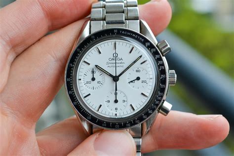 [WTS] Stunning White Dial Omega Speedmaster Automatic - Box and Papers ...