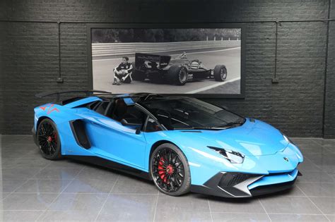 LAMBORGHINI AVENTADOR LP750-4 SV ROADSTER - Pegasus Auto House