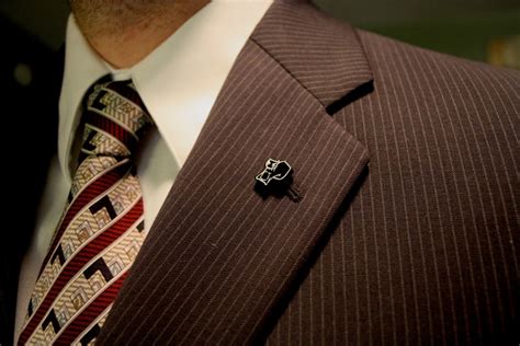 Purposes of Buying Custom Lapel Pins | DeMilked