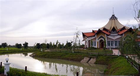 The Baha'i House of Worship in Battambang, Cambodia. Temple is ...