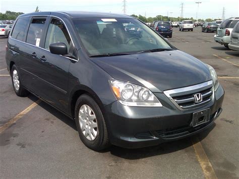 CheapUsedCars4Sale.com offers Used Car for Sale - 2005 Honda Odyssey ...