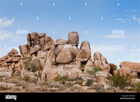 Monzogranite rock formation - Mojave desert, California USA Stock Photo ...