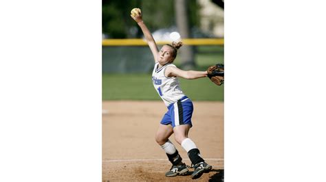 11 Drills and Mechanics To Increase Your Fastpitch Softball Pitching ...