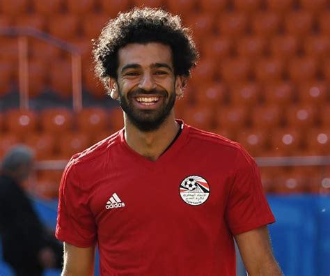 Mo Salah’s New Look Is Something Else As He Shaves His Hair | GoalBall