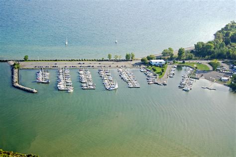 Whitby Yacht Club in Whitby, ON, Canada - Marina Reviews - Phone Number - Marinas.com