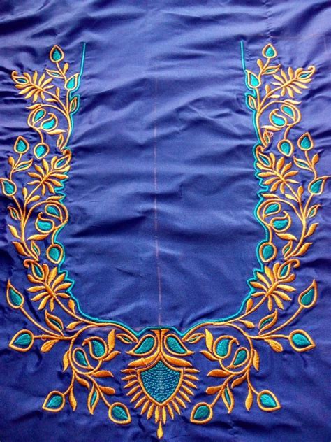Share 125+ simple embroidery designs for sarees best - vietkidsiq.edu.vn