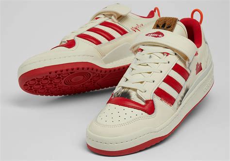 "Home Alone" adidas Forum Low GZ4378 Release | SneakerNews.com