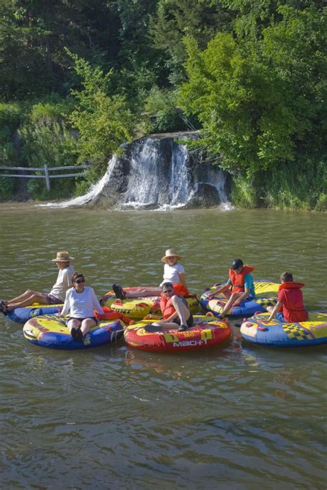 Tubing the Niobrara River | VisitNebraska.com