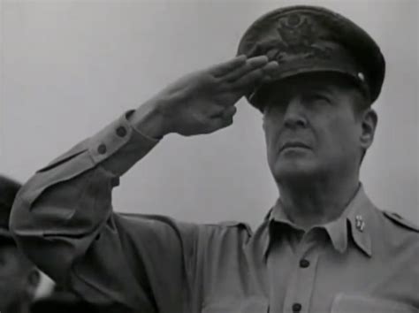 [Photo] General Douglas MacArthur saluting, circa late 1940s | World War II Database