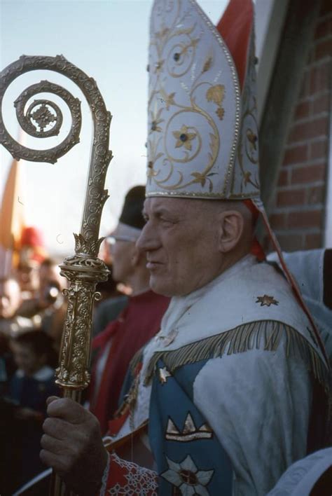 Richard Cardinal Cushing at St. Malachy’s – Burlington Retro