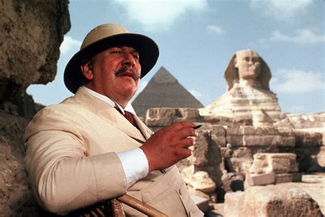 Death on the Nile: Peter Ustinov's Tropical Norfolk Suit as Poirot » BAMF Style