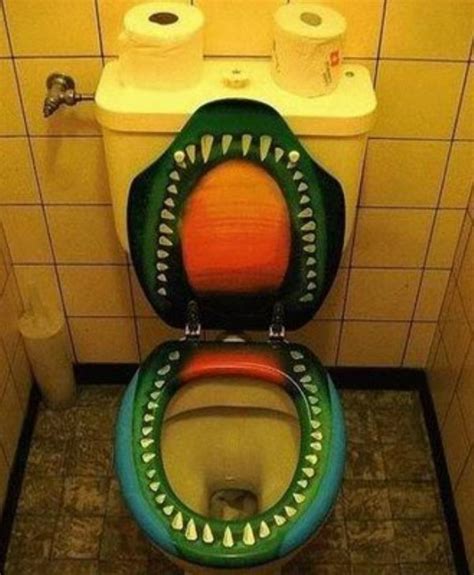 28 absolutely cruel toilet pranks - Gallery | eBaum's World