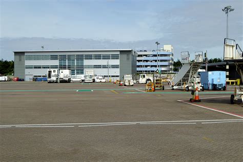 Southampton Airport (Arrivals Area) © David Dixon :: Geograph Britain and Ireland