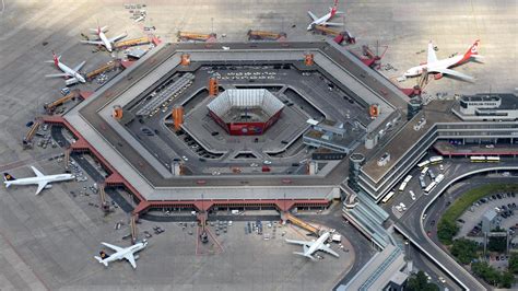 Flughafen Berlin-Tegel - Geist und Design der 70er-Jahre | deutschlandfunkkultur.de