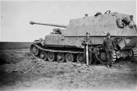 Elefant Tank Destroyer: Ferdinand Porsche's Epic Fail That Got Its Butt ...