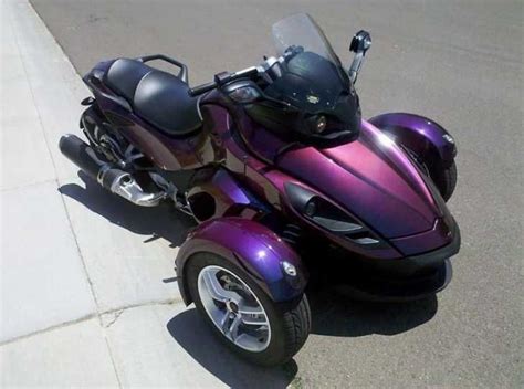 Spyder Can Am Spyder 3 Wheel Motorcycle / 2014 Can-Am Spyder Review / Every so often, a machine ...